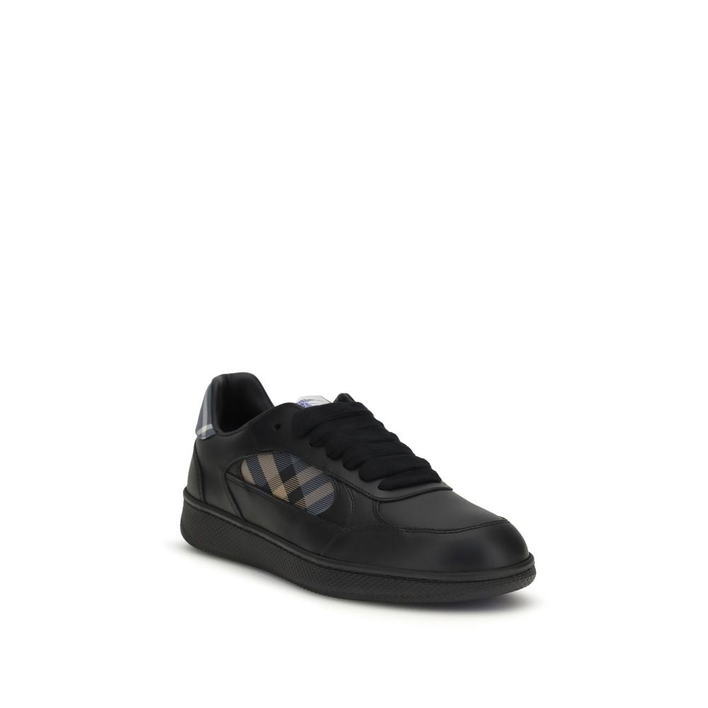 Burberry Black Calf Leather Bos Taurus Low Top Sneakers