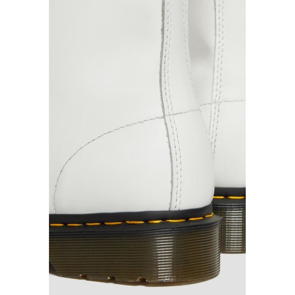 Bottes Dr. Martens blanches en cuir à lacets