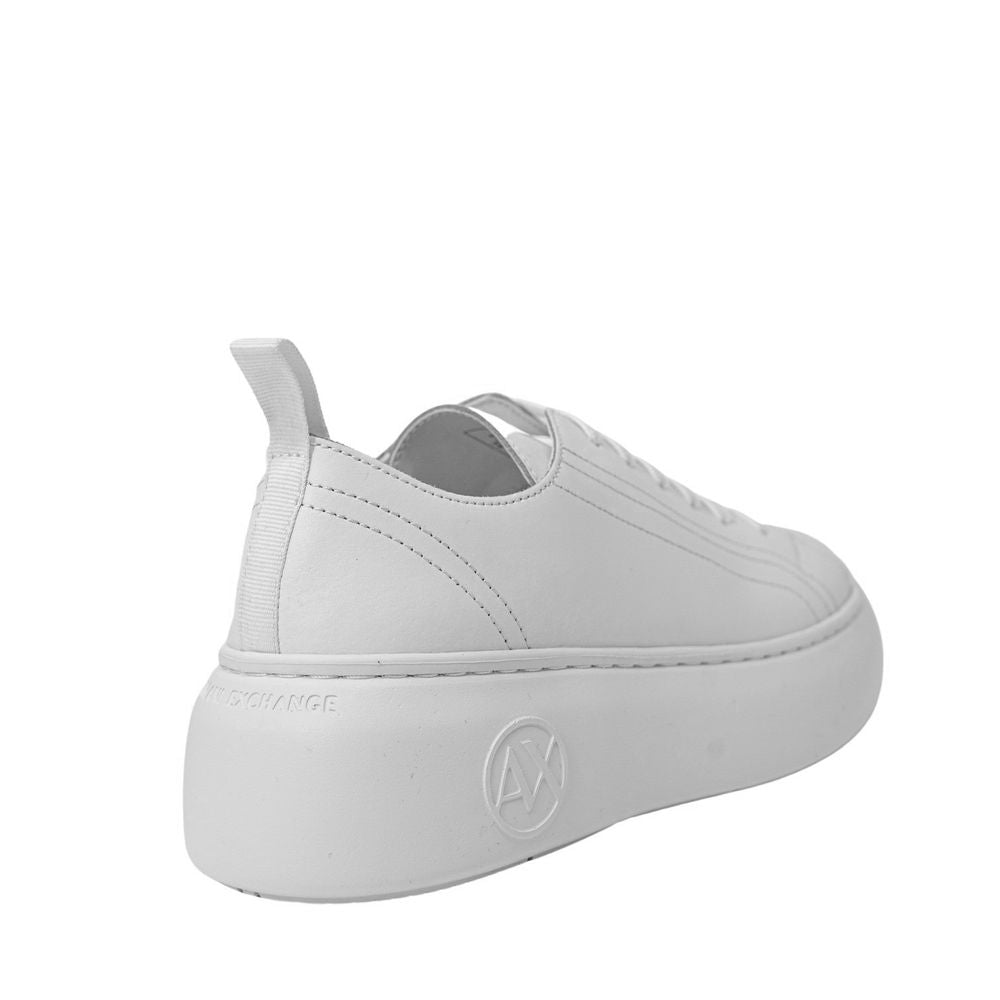 Baskets à plateforme en cuir blanc Armani Exchange