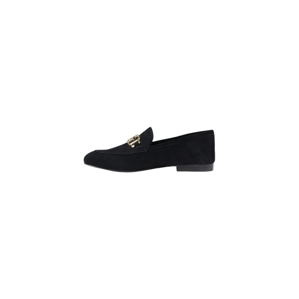 Escarpins à plateforme en cuir noir Guess